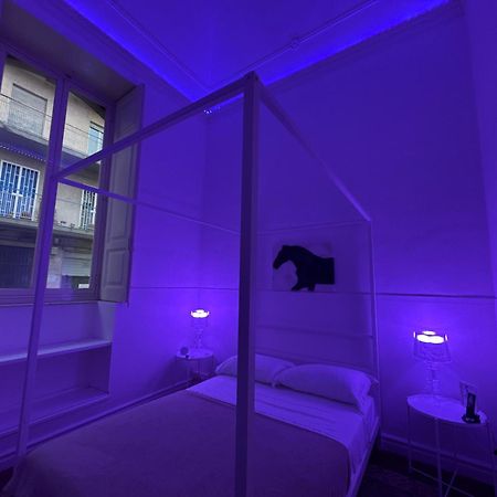 W Like Apartment On Hert Of City Center Катания Экстерьер фото